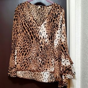💕BOGO💕Leopard blouse